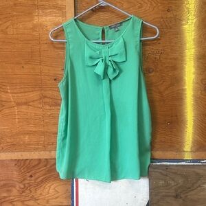 Tinley Road Green Sleeveless Bow Blouse